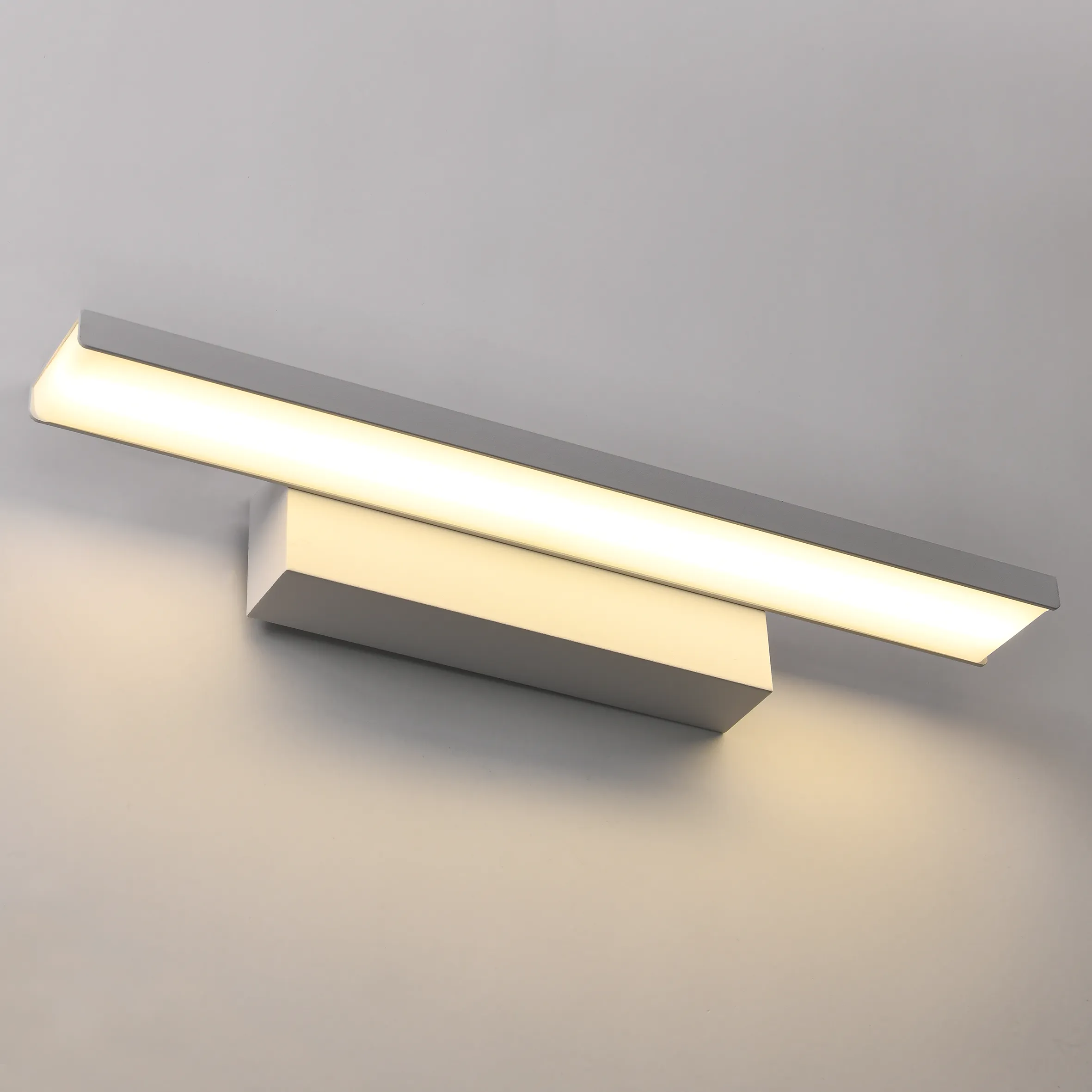 LIGHTING Светильник светодиодный 5116 настенный 8Вт 4000К IP44 белый IEK - Фото 4