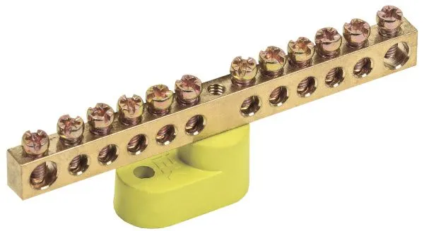 Шина PE "земля" на одном угловом изоляторе ШНИ-6х9-10-У1-Ж IEK