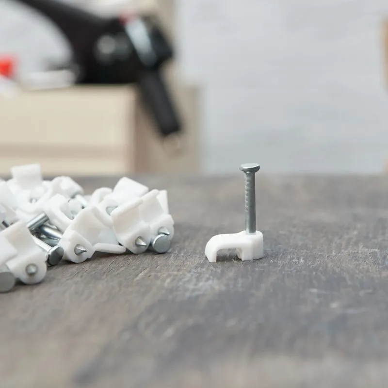 Крепеж кабеля плоский 5х2 мм, белый (50 шт/уп) REXANT - Фото 2