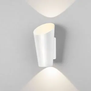 Светильник светодиодный уличный настенный Tronc IP54 1539 TECHNO LED белый Elektrostandard a053447