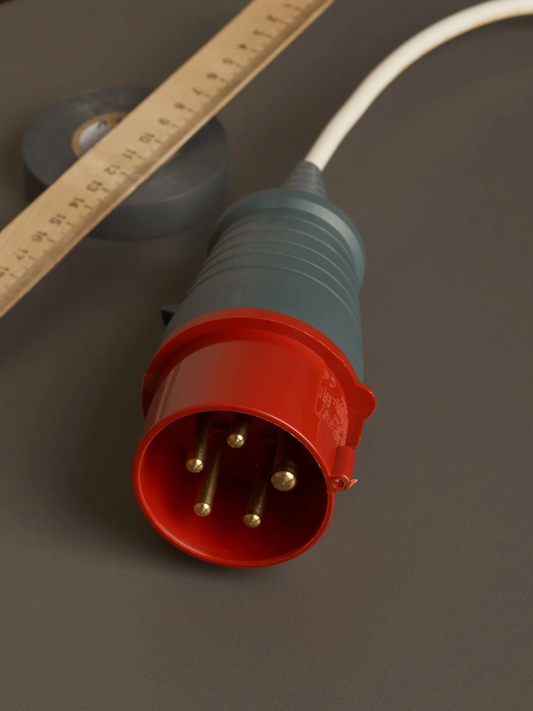 Вилка переносная ССИ-015 3Р+РЕ+N 16А 380-415В IP44 IEK - Фото 5