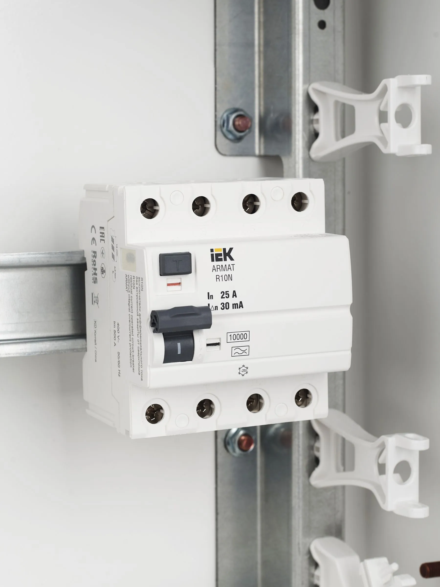 ARMAT Выключатель дифференциального тока R10N 4P 25А 30мА тип A IEK - Фото 9