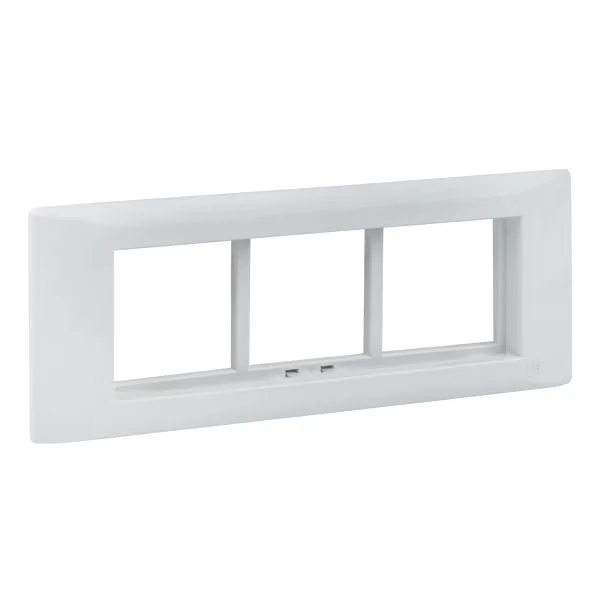 Рамка+суппорт 6 модулей (3 поста) для парапетного кабельного канала EKF C-Line