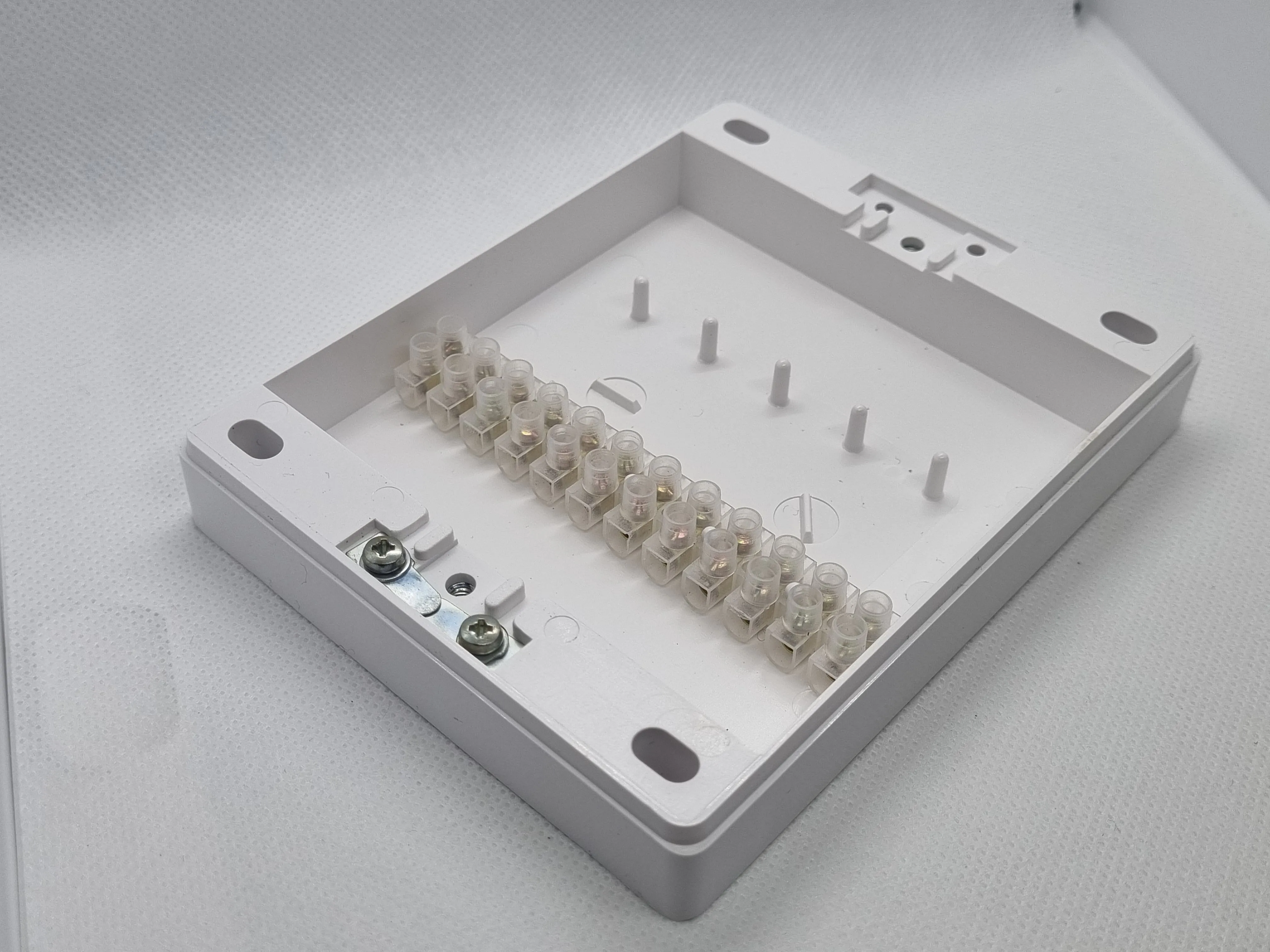 Коробка разветвительная КРТП-12-2