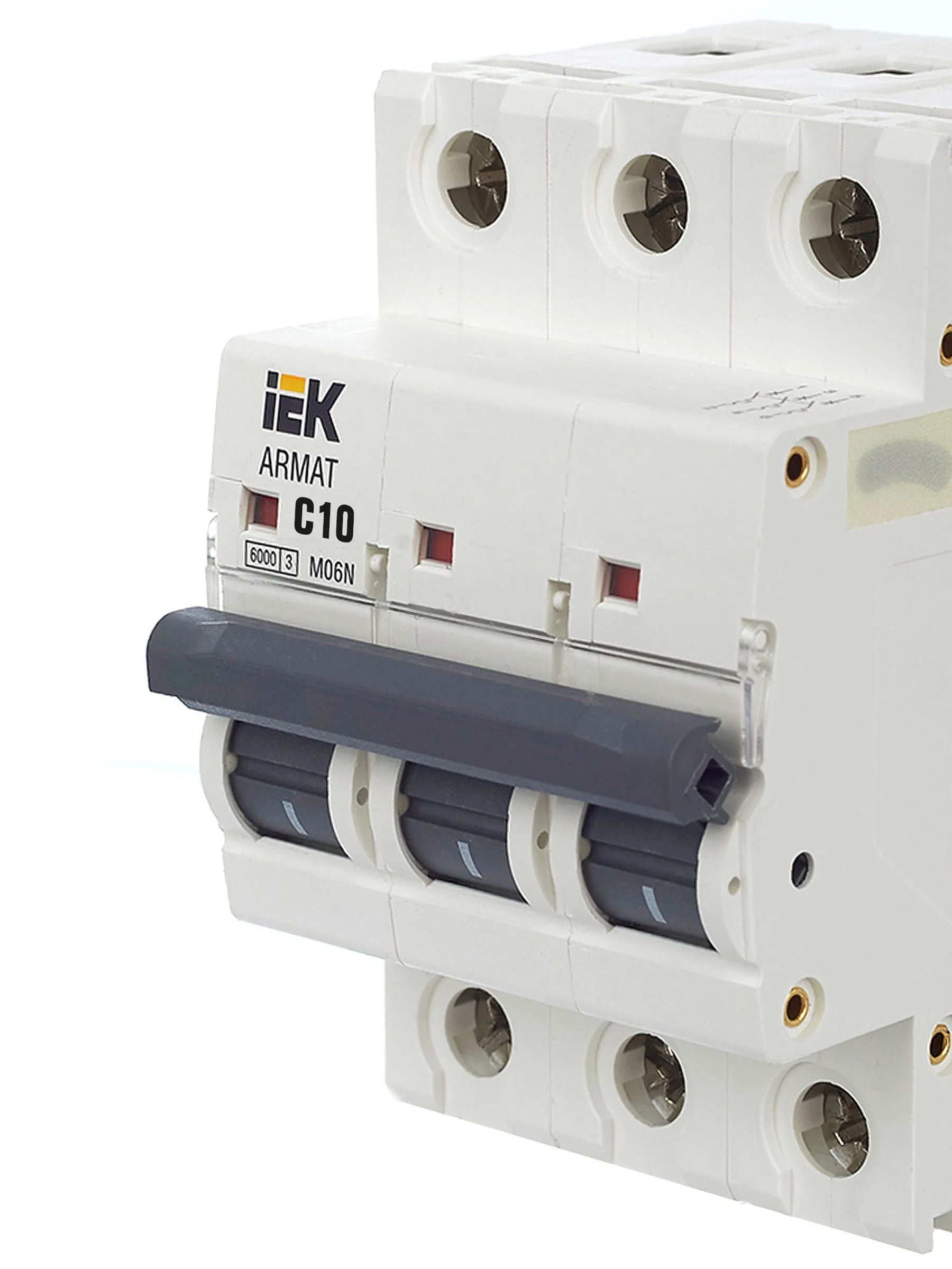 ARMAT Автоматический выключатель M06N 3P C 10А IEK - Фото 5