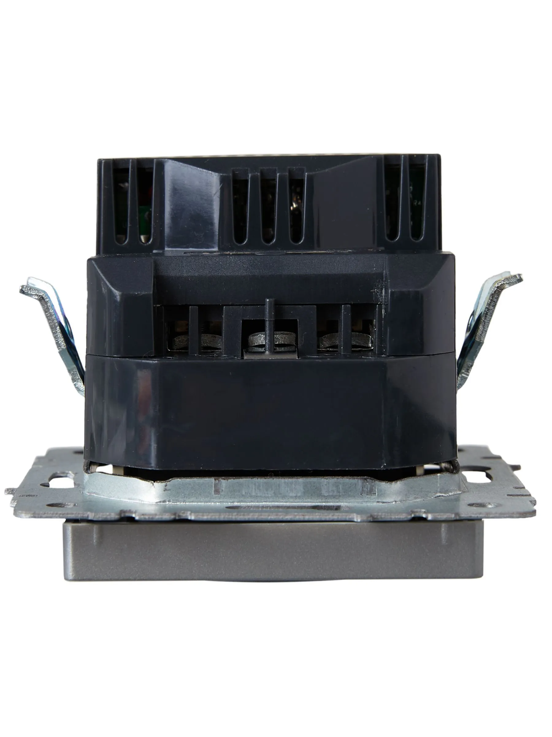 BRITE Розетка 1-местная с заземлением с защитными шторками 16А с USB A+C 18Вт РЮш11-1-БрА алюминий IEK - Фото 5