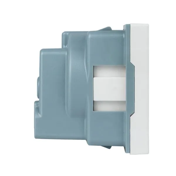 Розетка 45х45 с зазем., с защ. шторками, 90 градусов, белая EKF - Фото 2