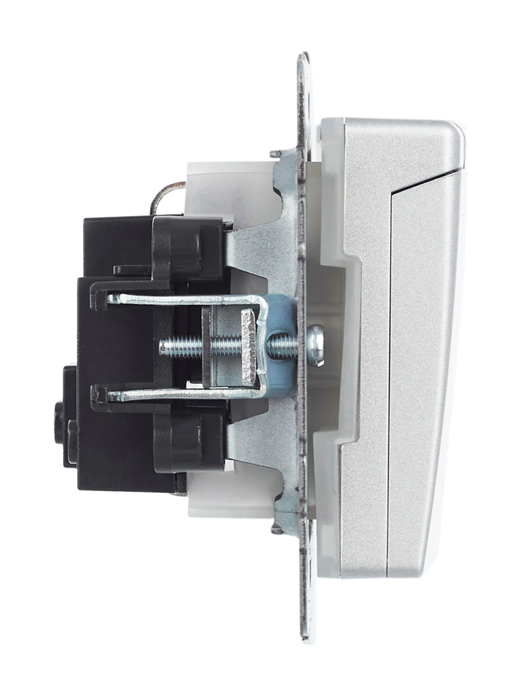 BRITE Розетка 1-местная с заземлением с защитными шторками и крышкой 16А IP44 РСбш10-3-44-БрА алюминий IEK - Фото 2