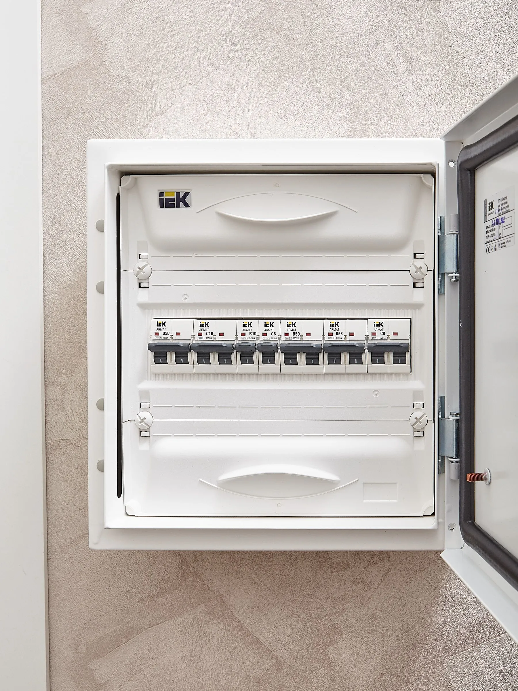 ARMAT Автоматический выключатель M10N 1P B 10А IEK - Фото 3