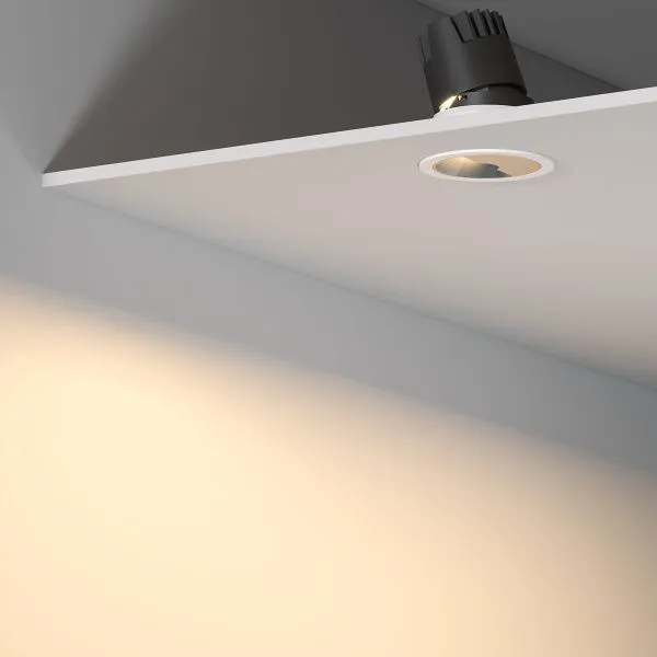 Потолочный светодиодный светильник 10W 3000K белый/хром 25090/LED Elektrostandard