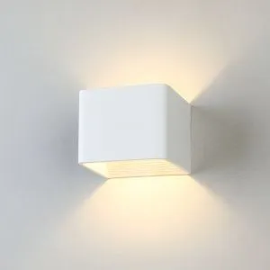 Светильник светодиодный настенный Corudo LED MRL LED 1060 белый Elektrostandard a040452