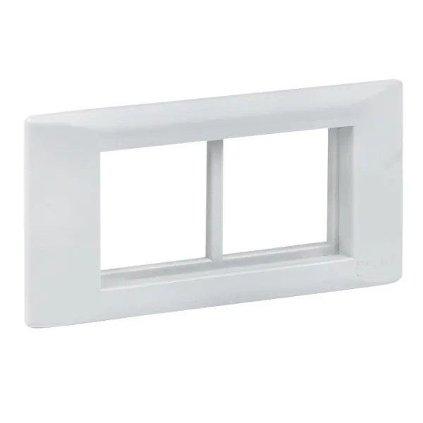 Рамка+суппорт 4 модуля (2 поста) для парапетного кабельного канала EKF C-Line