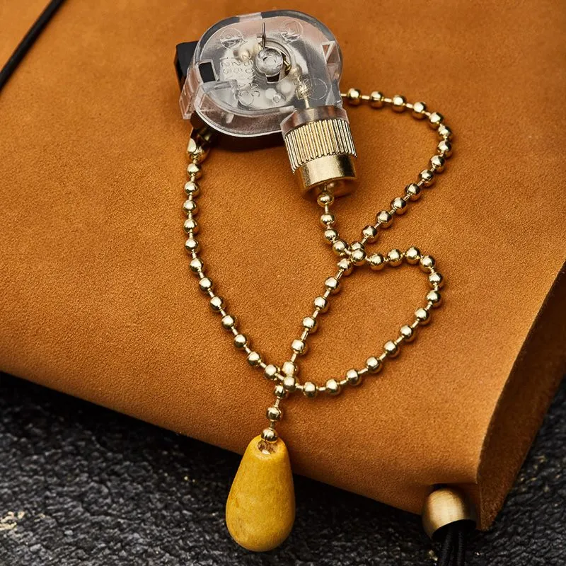 Выключатель для настенного светильника c  деревянным наконечником «Gold» индивидуальная упаковка  1  - Фото 2