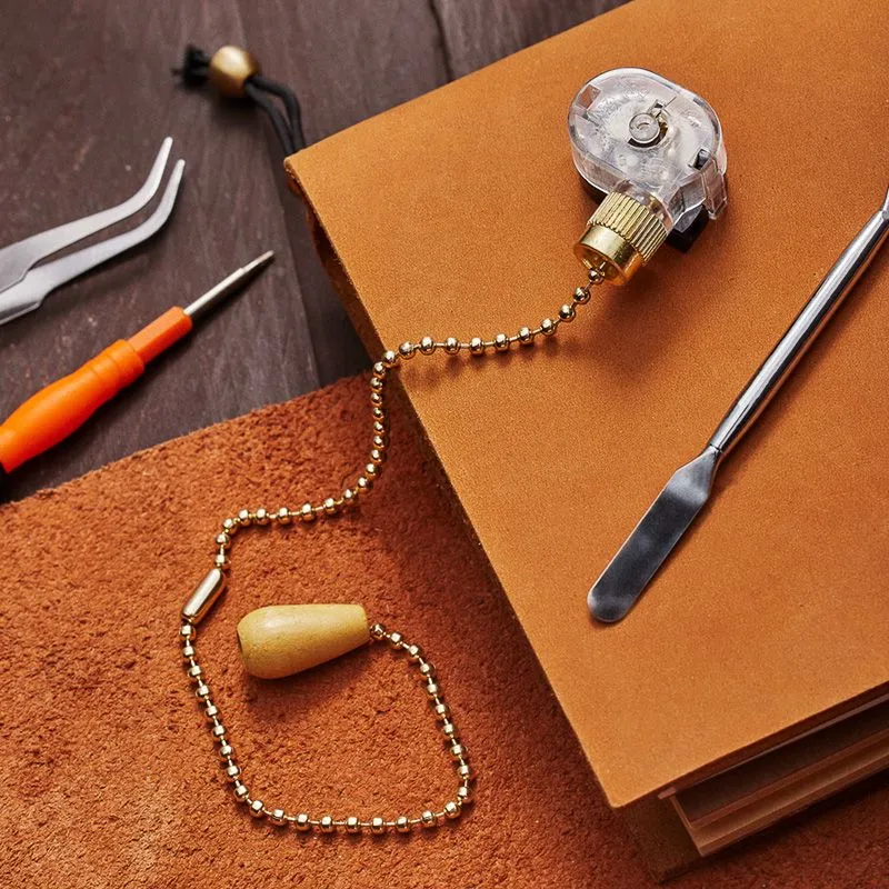 Выключатель для настенного светильника c деревянным наконечником, золотой, 1 шт. REXANT - Фото 3