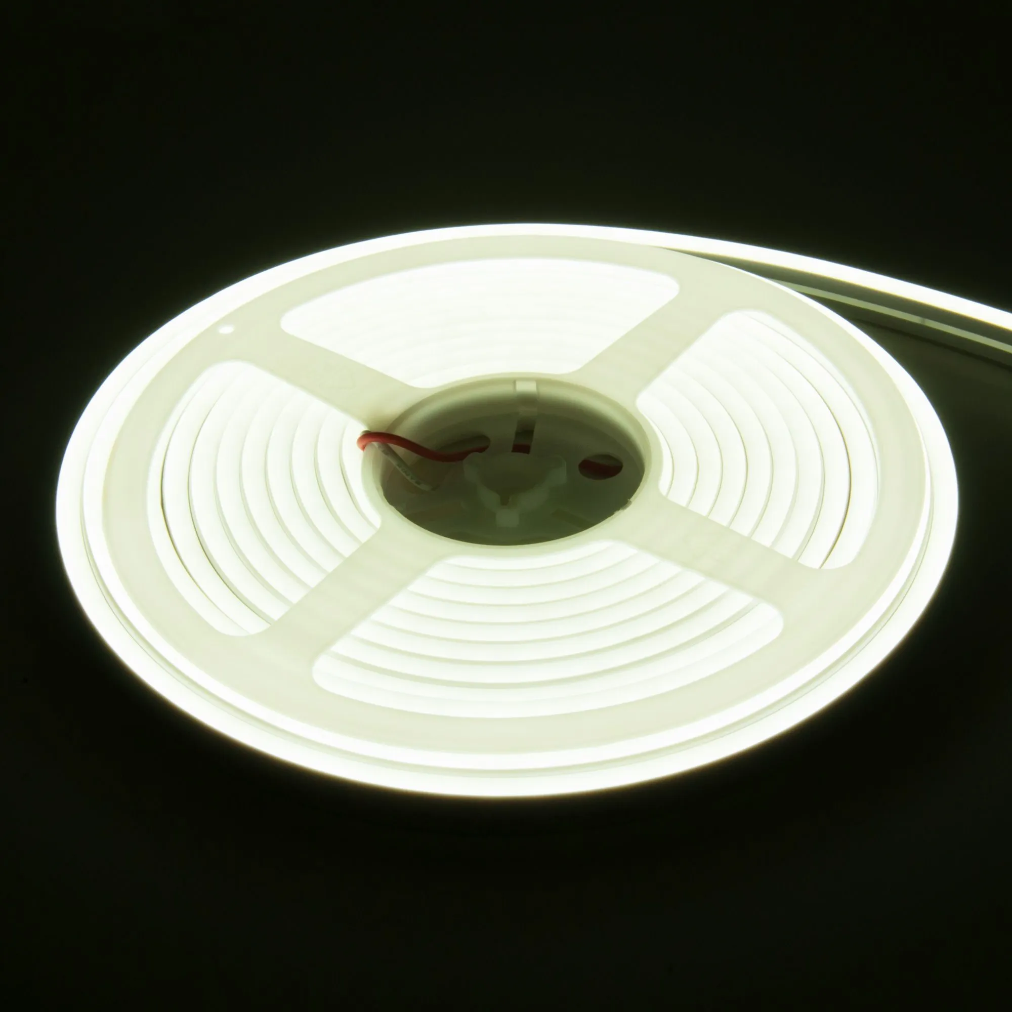 Гибкий неон 24V 10W 120Led 2835 IP65, холодный белый Elektrostandard - Фото 2