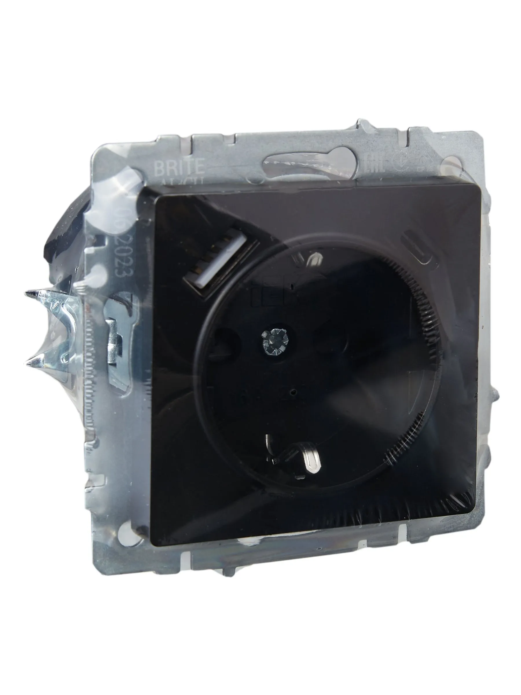 BRITE Розетка 1-местная с заземлением с защитными шторками 16А с USB A+C 18Вт РЮш11-1-БрЧ черный IEK - Фото 5