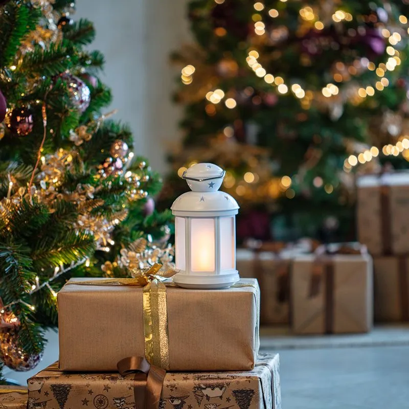 Декоративный фонарь 12х12х20,6 см, белый корпус, теплый белый цвет свечения с эффектом пламени свечи - Фото 2