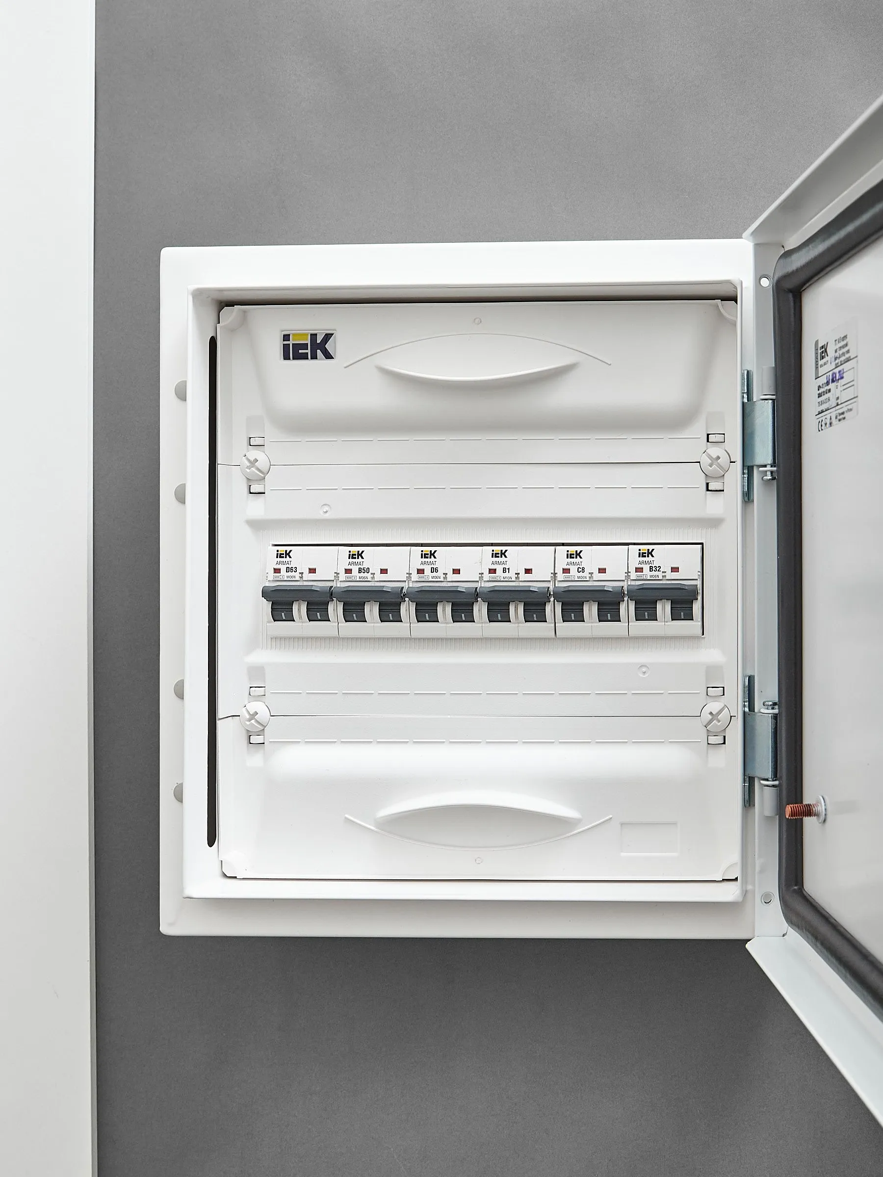 ARMAT Автоматический выключатель M10N 2P B 1А IEK - Фото 3