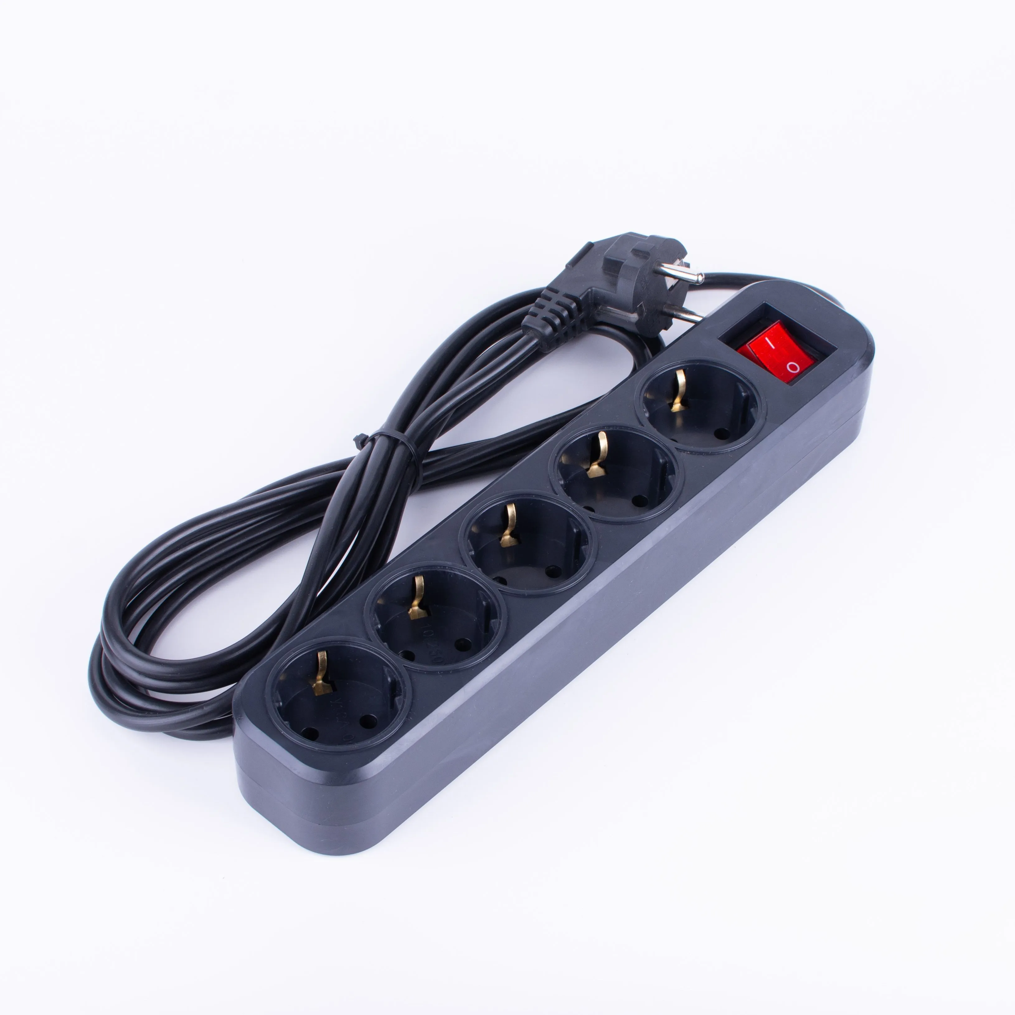 Сетевой фильтр СФ05 ПВС 3*0,75 (10А) 5гн. 3м. черный DEKRON DEK0905-1513