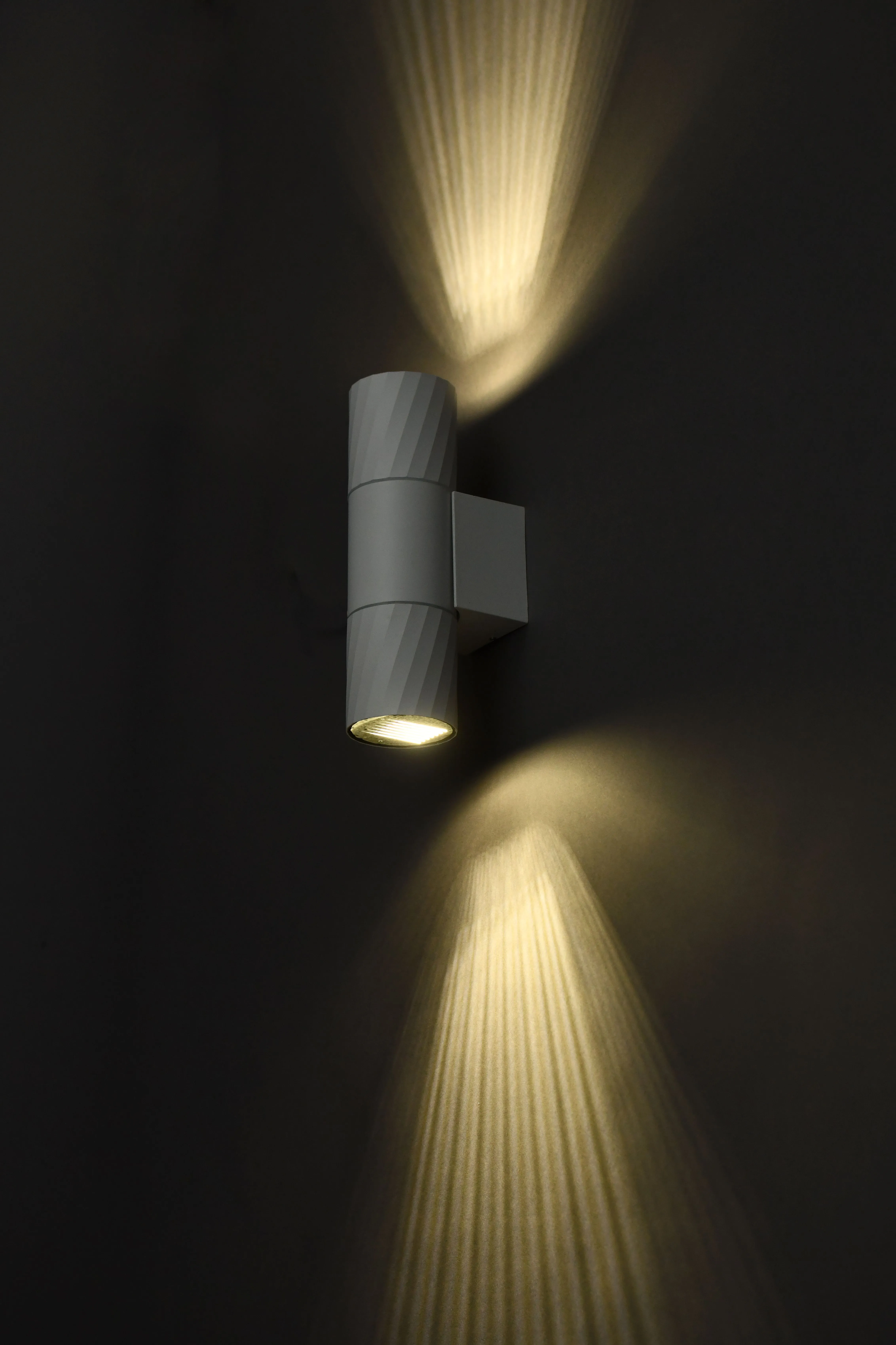 LIGHTING Светильник уличный 5221 настенный под лампу 2хGU10 IP65 белый IEK - Фото 5