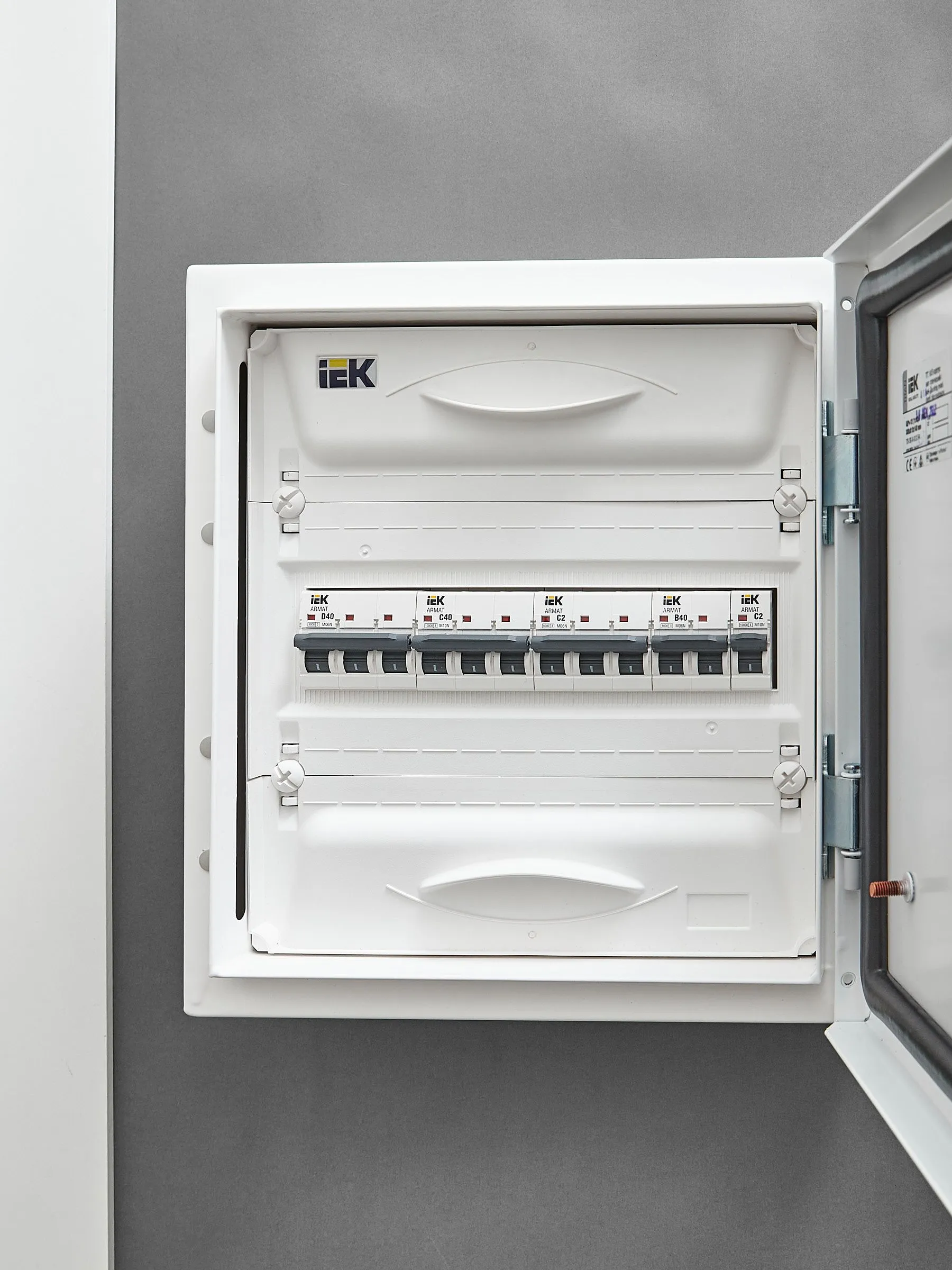 ARMAT Автоматический выключатель M10N 3P C 40А IEK - Фото 3